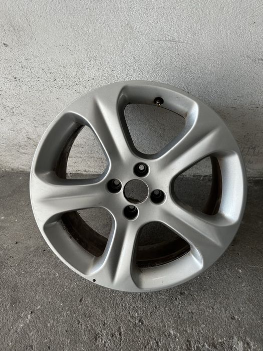 Jantes 18  Peugeot 2008   furacao 4x108