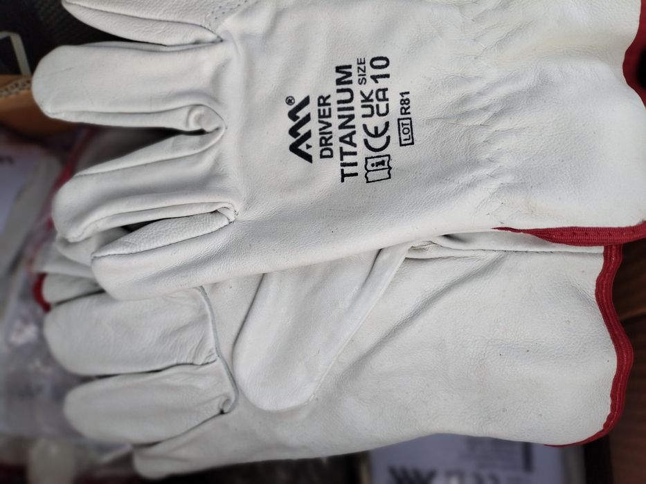 Перчатки рабочие кожаные DRIVER TITANIUM