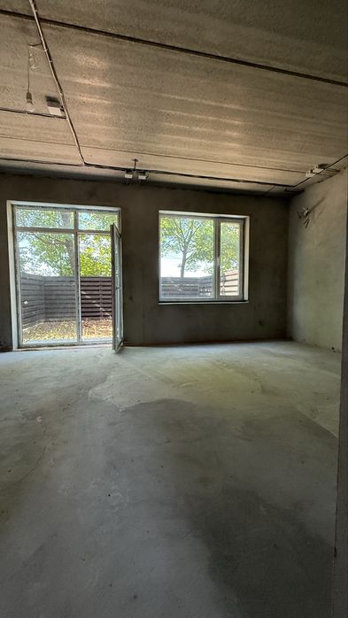 Готовий таунхаус з частковим ремонтом ,оформлення 2%,держ програми Так