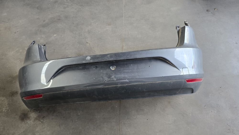 Parachoques Seat Leon St 5F traz