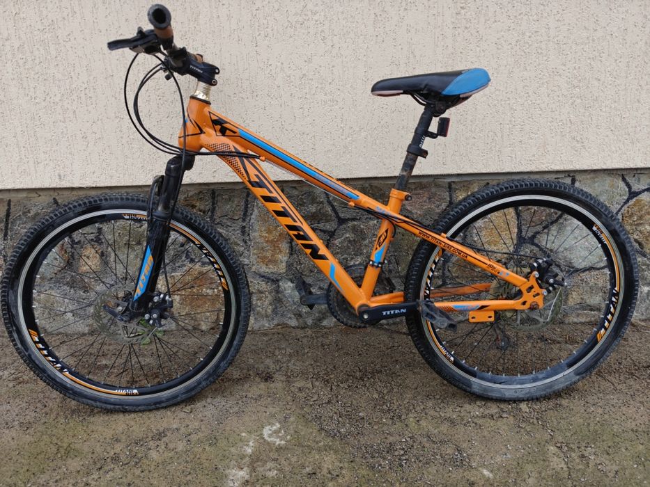 Гірський велосипед Titan Maxus 26" Orange-Black-Blue (Хардтейл)