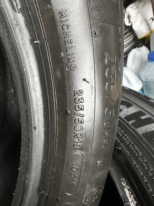 Michelin alpine 5 235/50/19