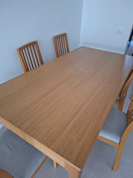 Mesa jantar extensível IKEA EKEDALEN em carvalho e conjunto 6 cadeiras