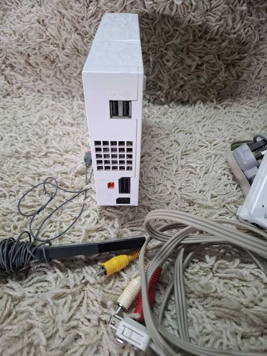 Konsola Nintendo Wii komplet pad sensor