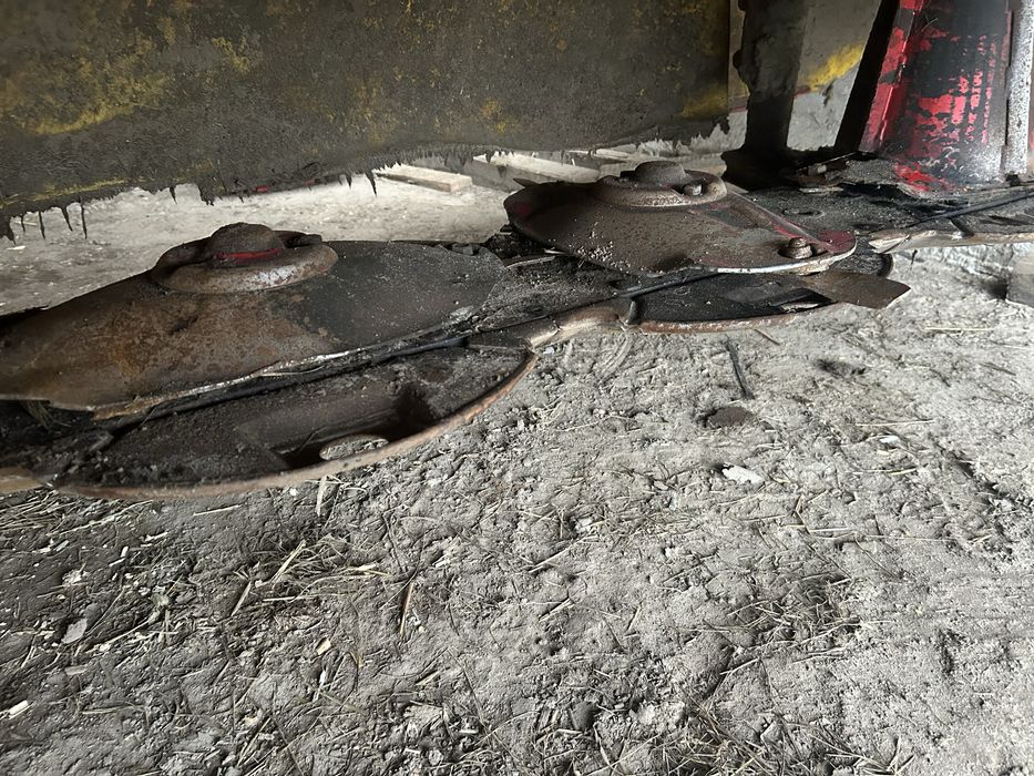 Kosiarka dyskowa  czołowa Agrostroj Czeska