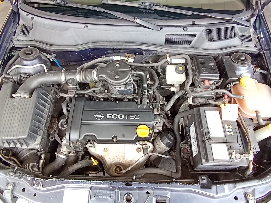 Opel Astra  2003