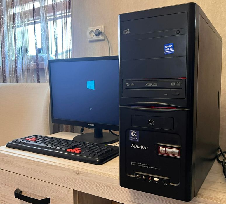 Продам компютер,монітор,клавіатуру