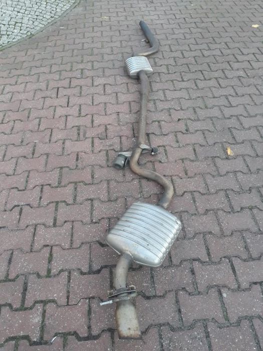 BMW E90 E91 2.0D TŁUMIK WYDECH KOMPLET 7793620