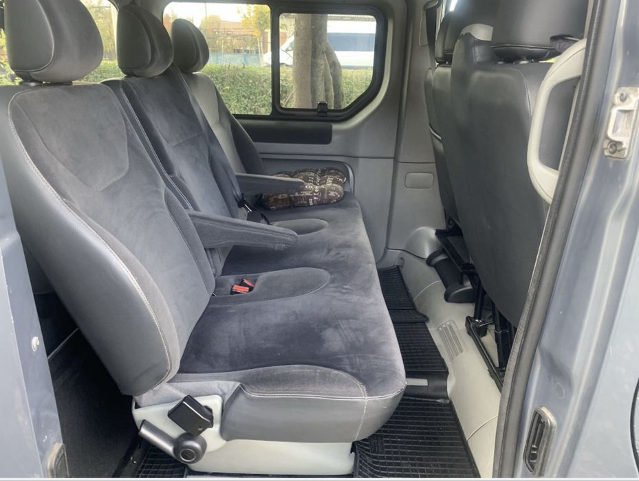 Продам Renault trafic black edition. 2014