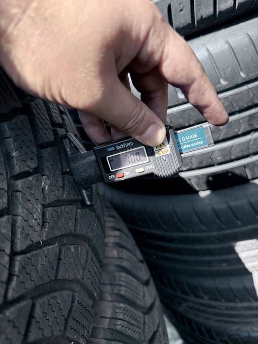 235 55 18 Bridgestone Blizzak LM005 90% 2024 Шини Зима