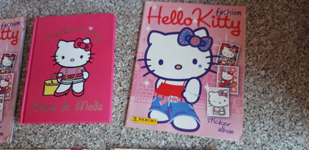Conjunto de Artigos Hello Kitty