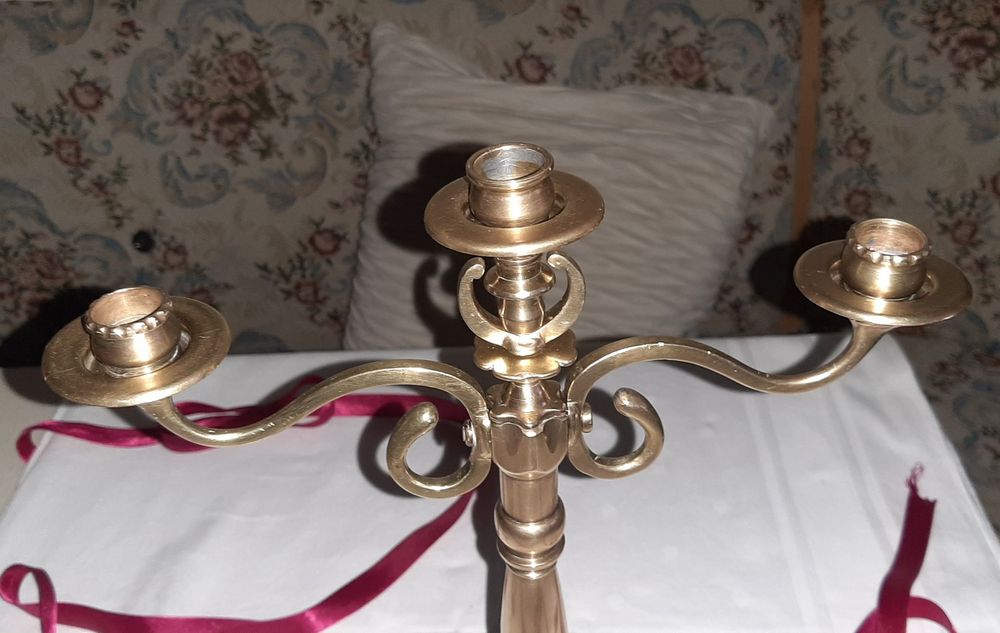 Kandelabr trójramienny / świecznik trójramienny mosiądz z marmurową po
