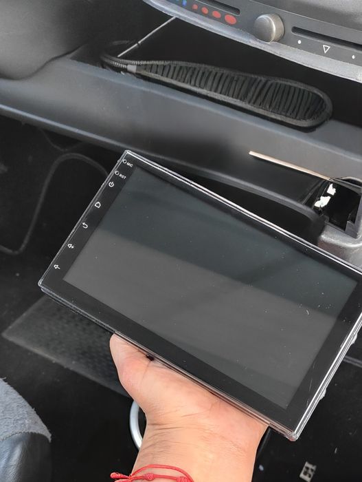 Auto-rádio 2 DIN Touchscreen 7"