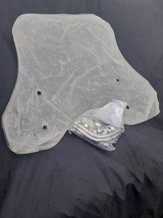 Tekken 250 вітрове скло