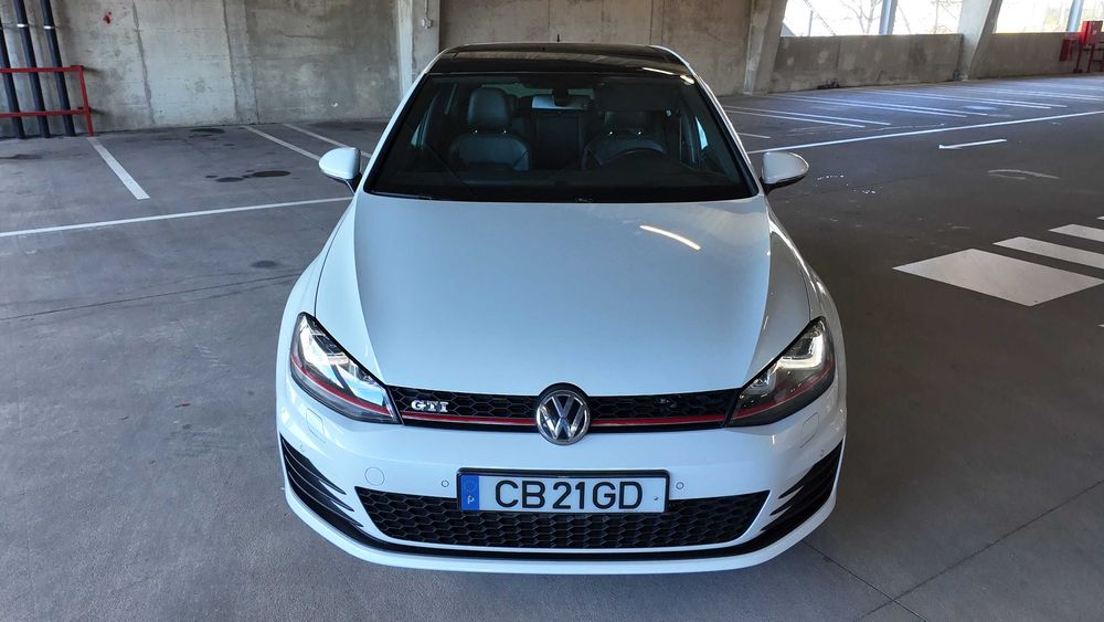VW Golf VII GTI TSI BMT*DSG*Tecto de abrir*Pele*Bola de reboque*