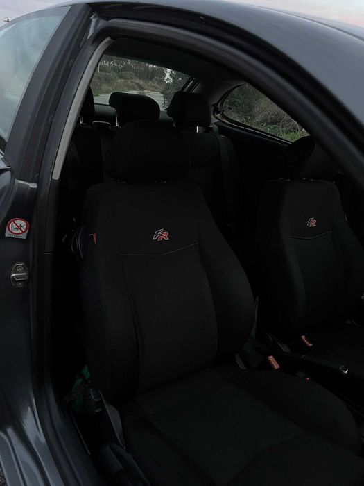 Seat Ibiza 6L FR - PD 130 - 5 Lugares