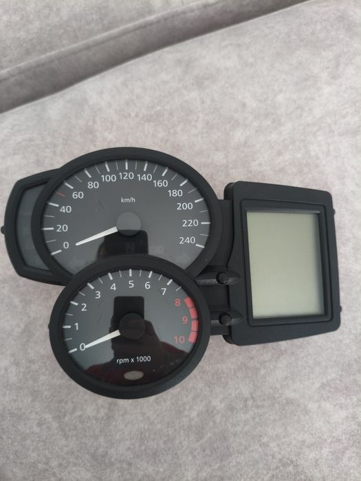 Панель приладів BMW спідометр