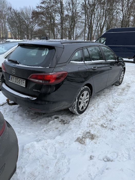 Opel Astra  K 2018 rok