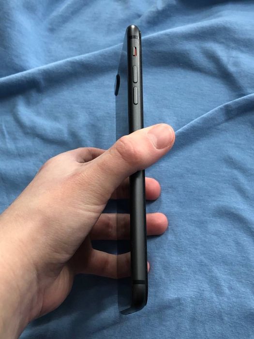 Продам айфон 8 плюс 64 гб