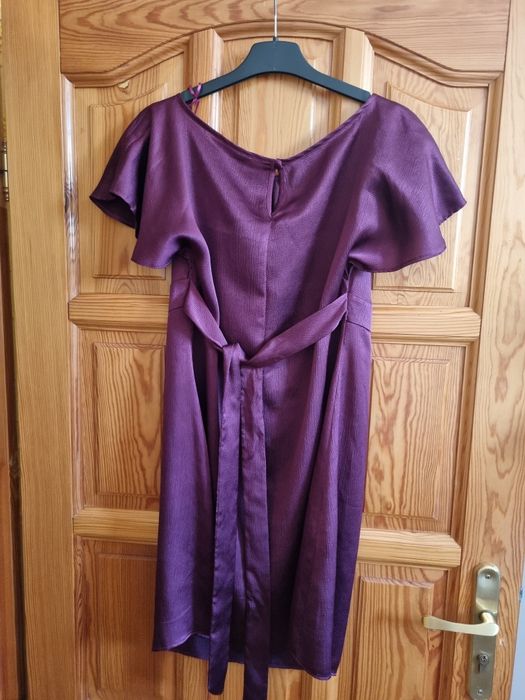 Sukienka rękawek motylek