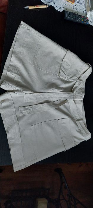 Spodenki szorty ecru len roz 44 New Yorker jak nowe lniane