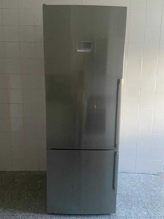 Frigorífico Bosch Série 8 | Modelo Bosch KGF56PI40/26