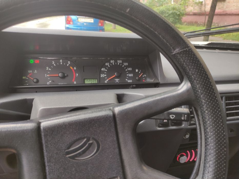 Славута 2009 год 1.3 инжектор люкс