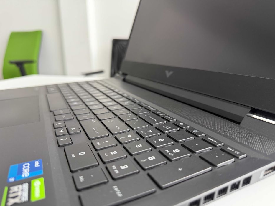 Laptop gamingowy HP Victus, i7-11800H, RAM: 16GB, GeForce RTX 3060