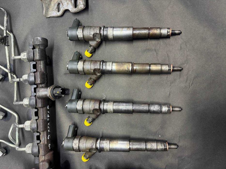 Форсунка 2.3 dci Renault Master3 0445110375 0445010205