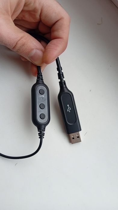 Наушники Logitech USB