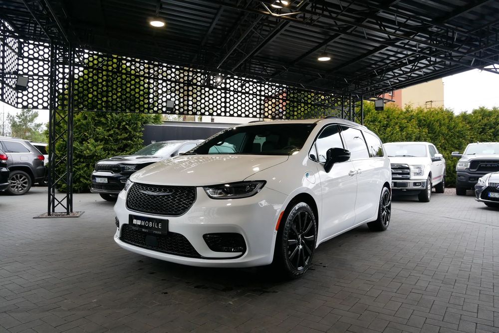 Chrysler Pacifica 3.6LHybrydaWersjaS, FamilyCamWentylCam360RadarPanoramaHarman/Kardon