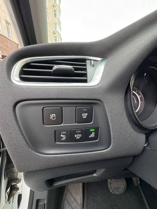 Citroen c4 b7 exclusive біла