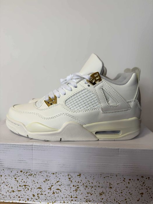 Air Jordan 4 Retro „Kremowe” – EU 38