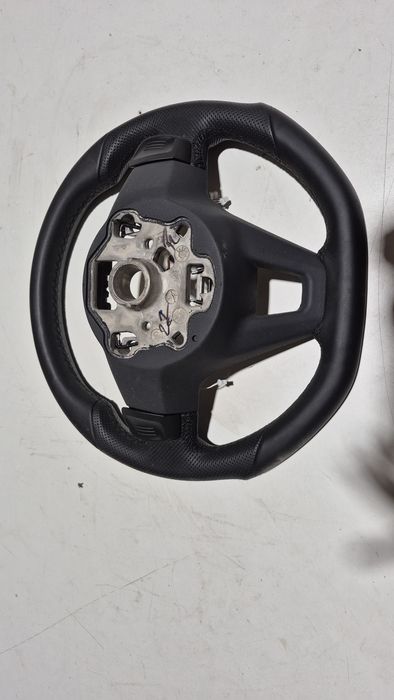 Kierownica VW Golf VIII 8 31300.54