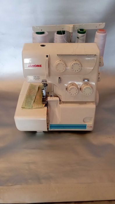 Оверлок JANOME T34 на 4 нитки