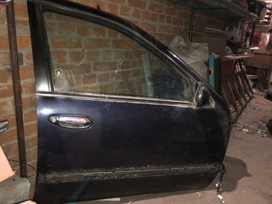 деталі на Nissan maxima a32