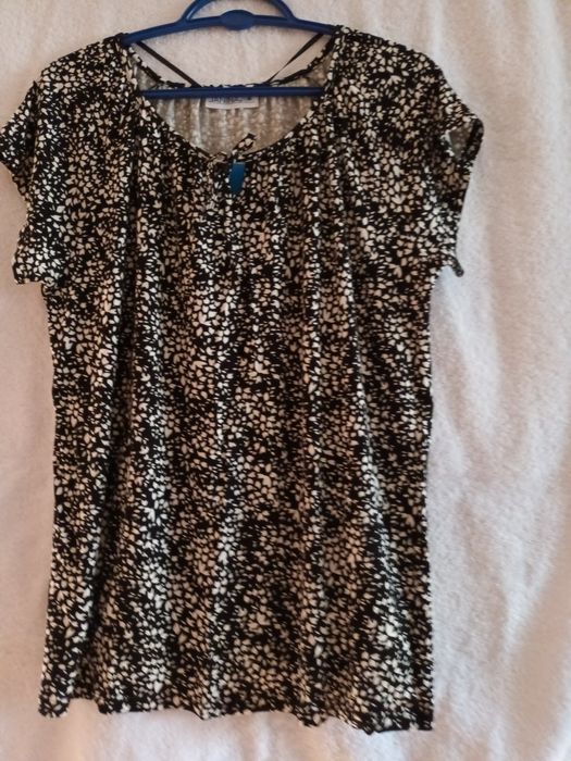 Bluzka czarno biała rozmiar M