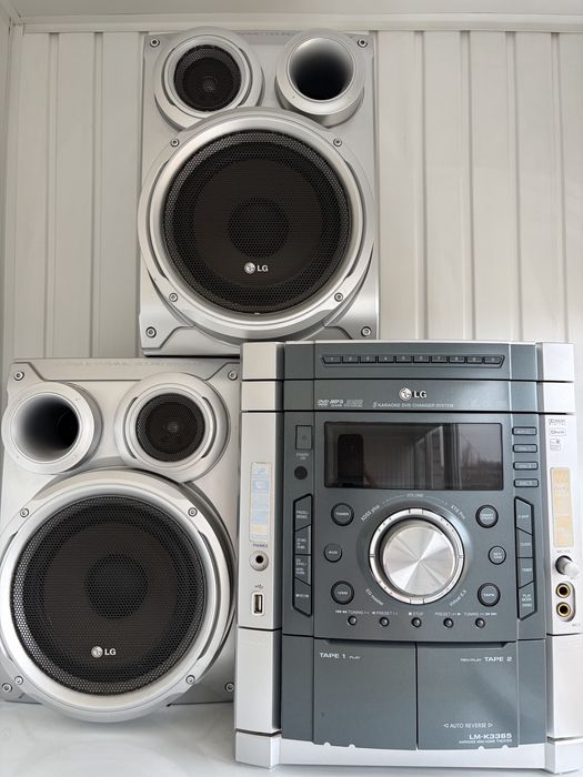 Музичний центр LG