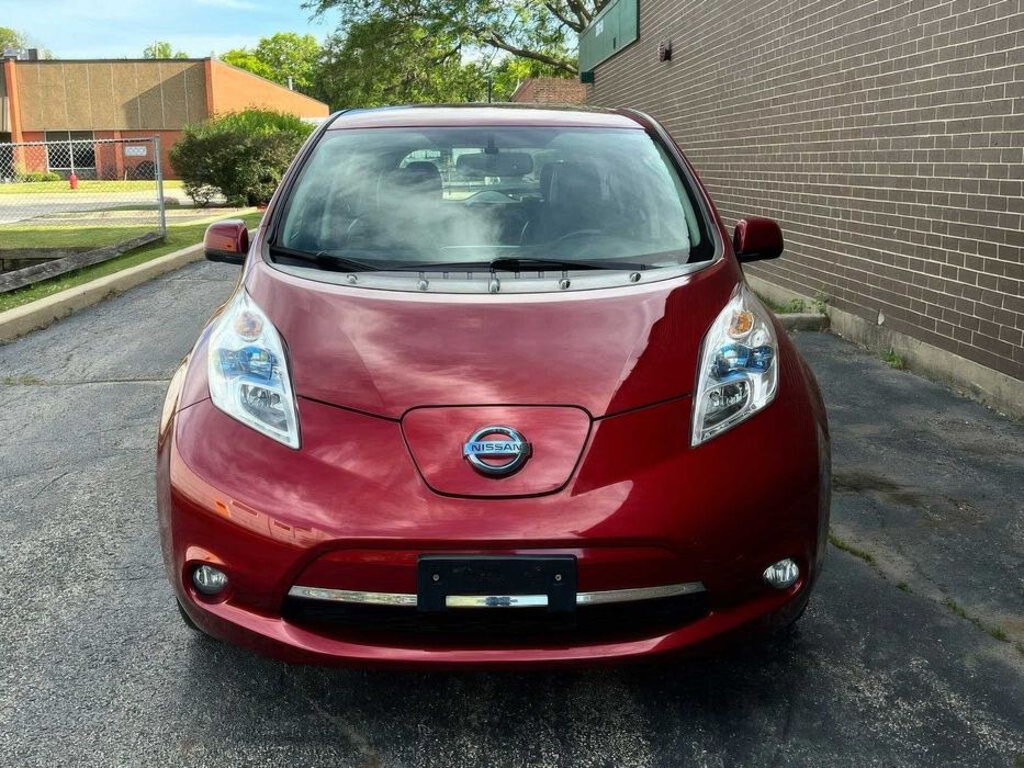 Nissan LEAF SL      2015