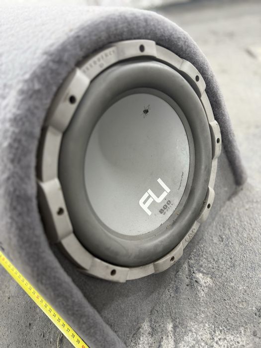 Сабвуфер Fli active 800 watts