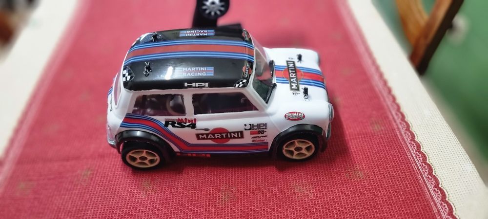 Hpi mini nitro rs4 vendo ou troco por dji neo ou ps portal