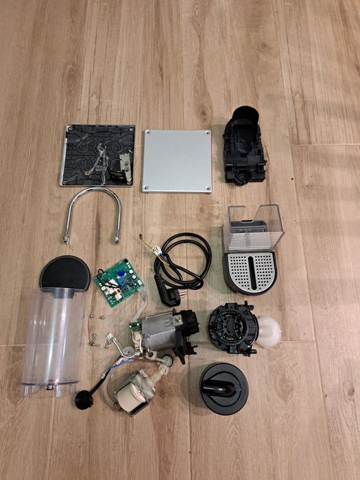 Nespresso Delonghi Pixie em peças