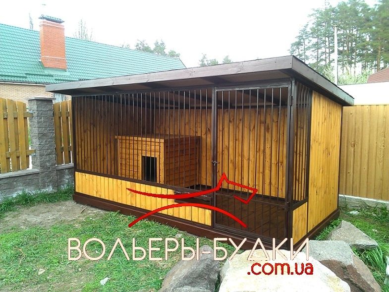 Вольєри та будки для собак.