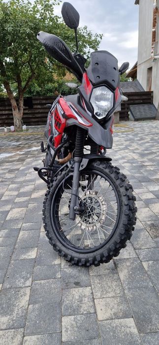Продам  мотоцикл LONCIN LX200GY-7A DS1  лонцінг