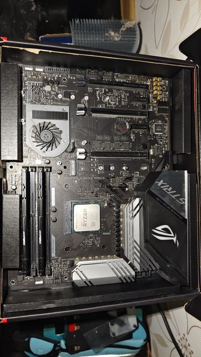 Комплект Ryzen 9 5900x, asus x570-F: 12 500 грн. - Настольные