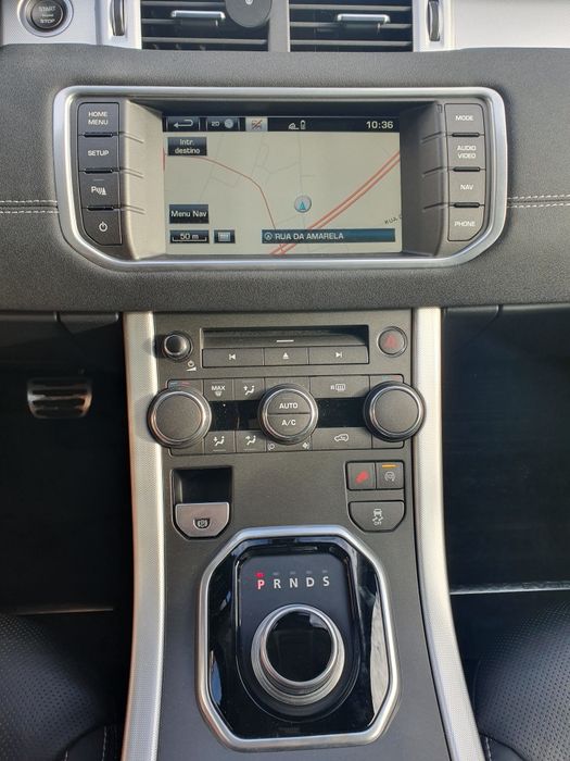 Land Rover Evoque — photo 4