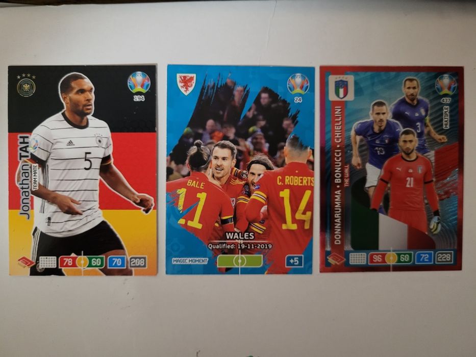 Trzy karty Panini Jonathan Tah Wales 19.11.2019 Donnarumma Bonucci Ch