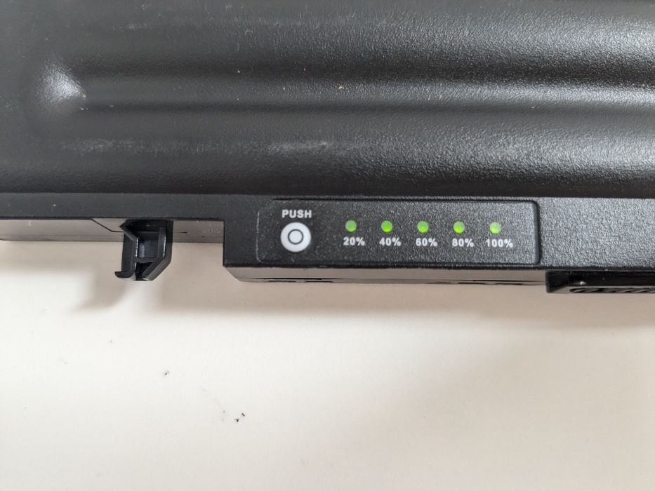 Батарея для ноутбука Samsung NP-R610 AS03 AA-PL2NC9B