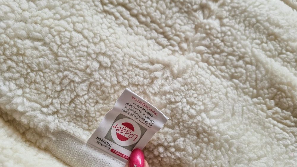 Polarowa rękawica do wózka firmy Lodger. / mufka