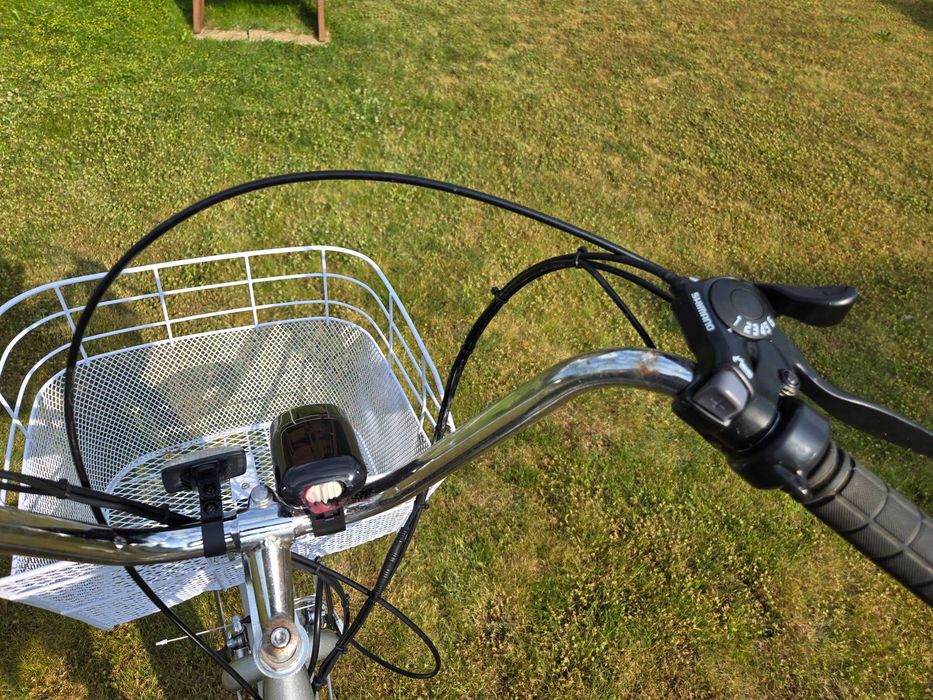 Rower trzykołowy Rehtime2 z napędem elektrycznym.